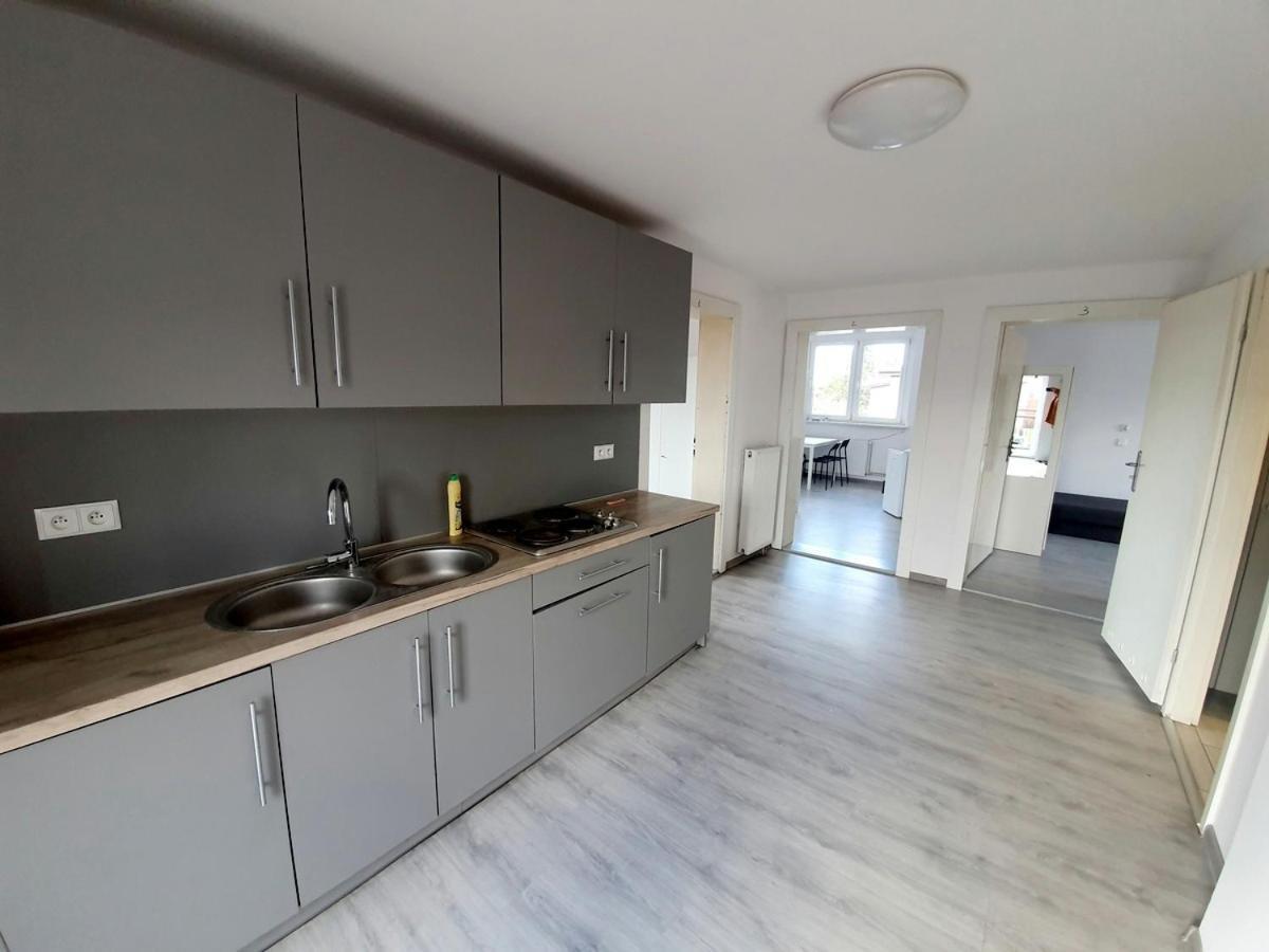 Riviera Rybnik Hostel Rybnik  Luaran gambar