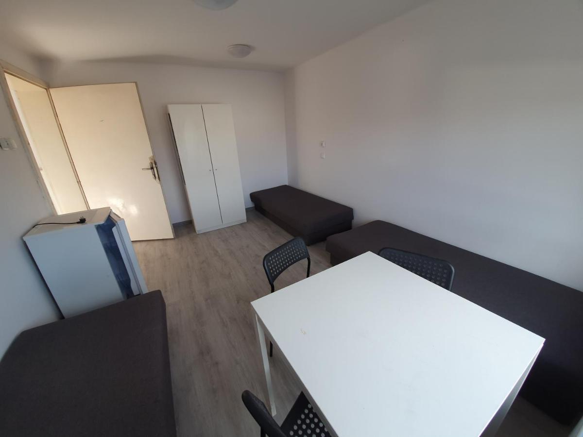 Riviera Rybnik Hostel Rybnik  Luaran gambar